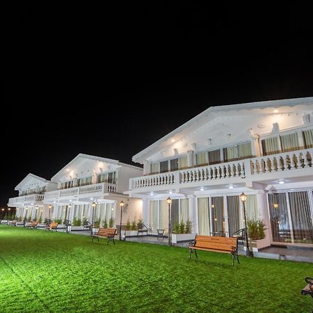 Treebo Skydale Premium Suites, 1500 Mtrs From Ooty Lake Bagian luar foto