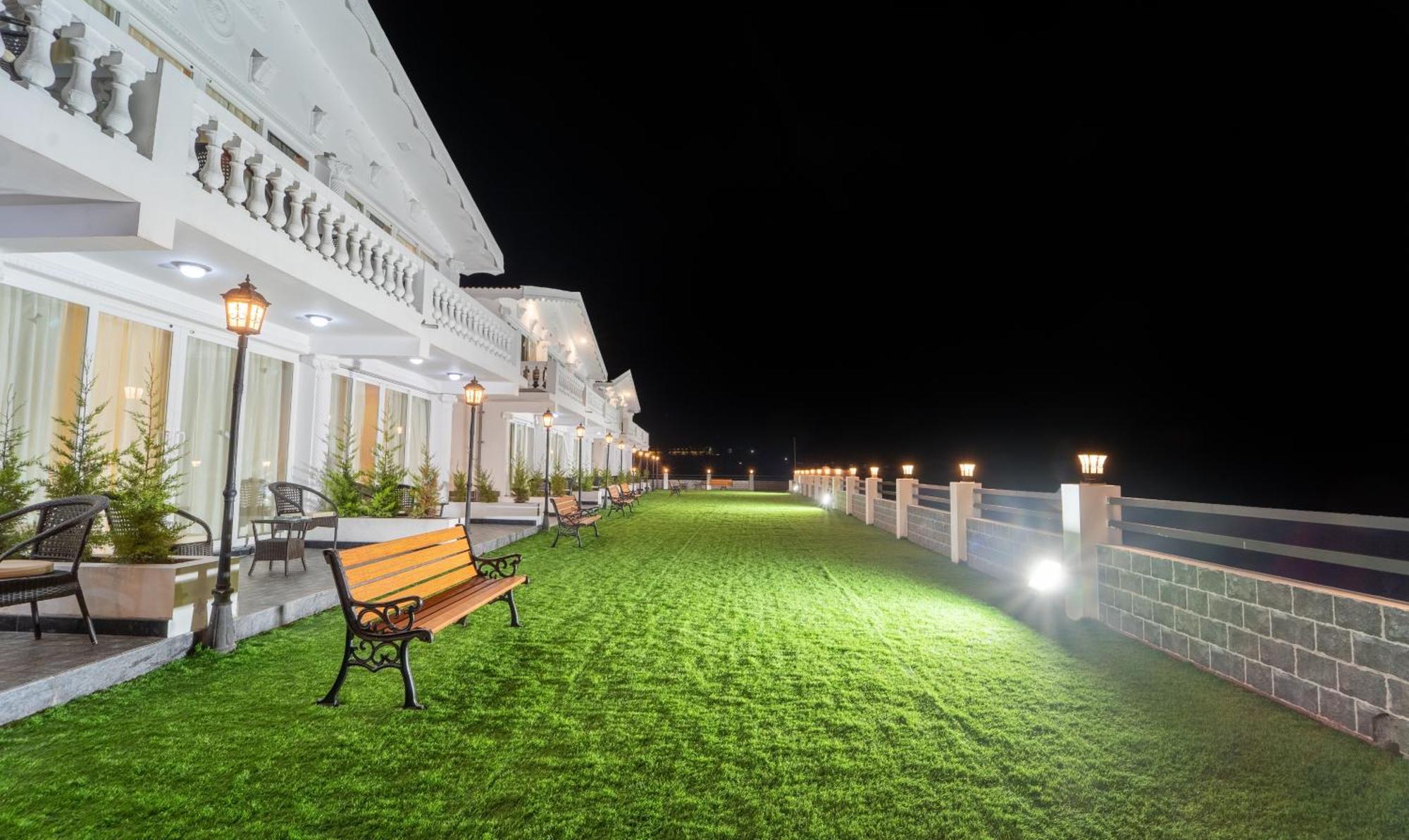 Treebo Skydale Premium Suites, 1500 Mtrs From Ooty Lake Bagian luar foto