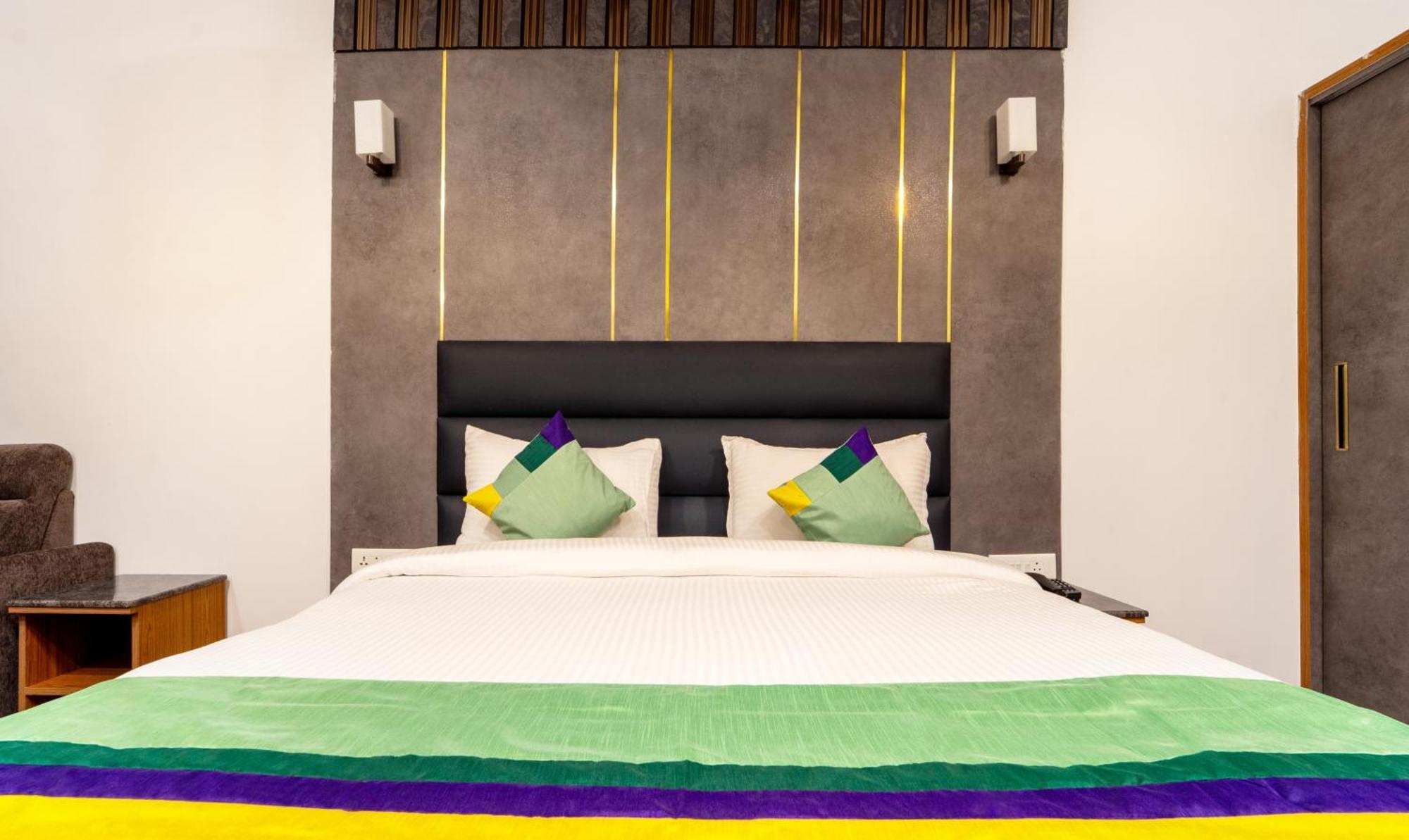 Treebo Skydale Premium Suites, 1500 Mtrs From Ooty Lake Bagian luar foto
