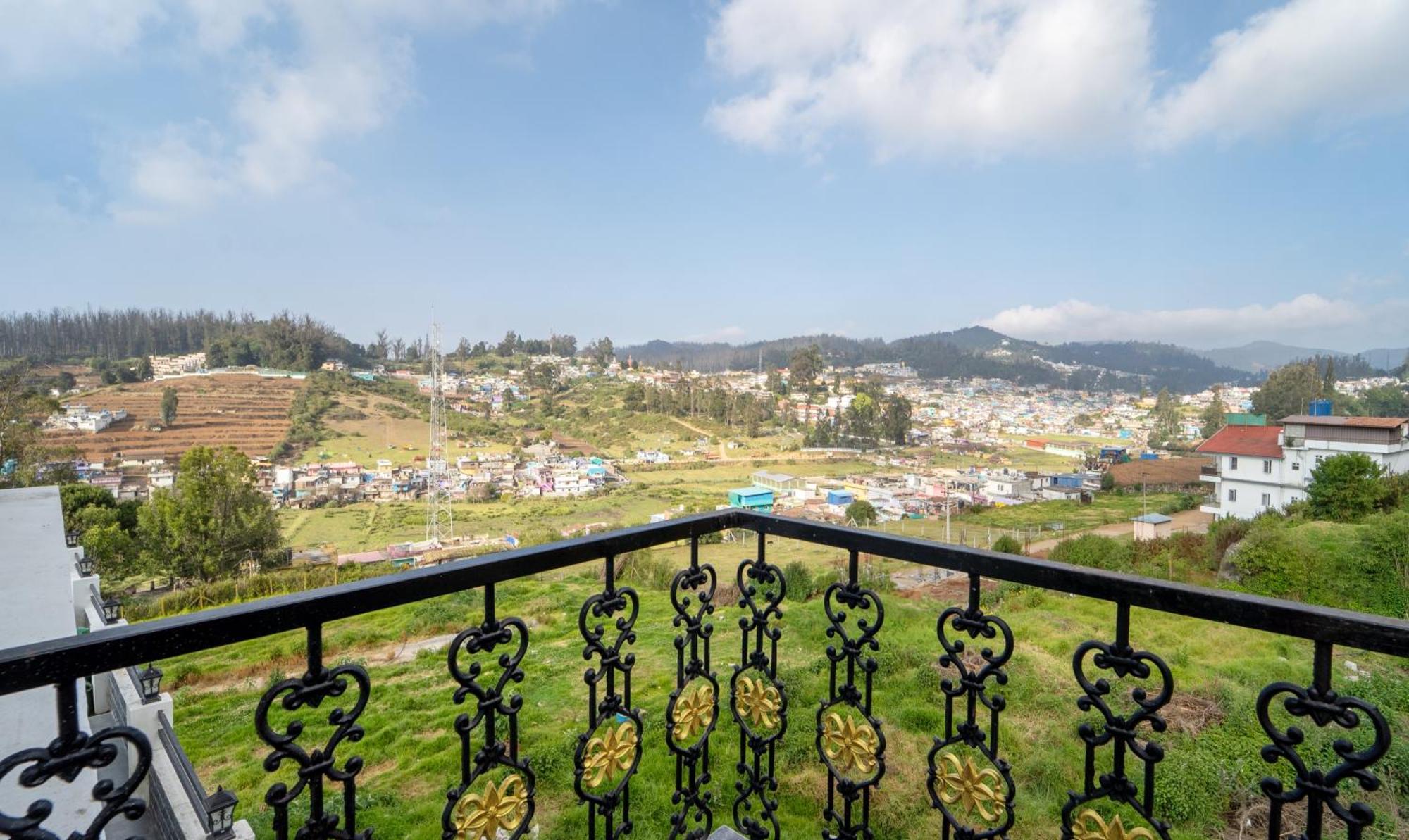Treebo Skydale Premium Suites, 1500 Mtrs From Ooty Lake Bagian luar foto